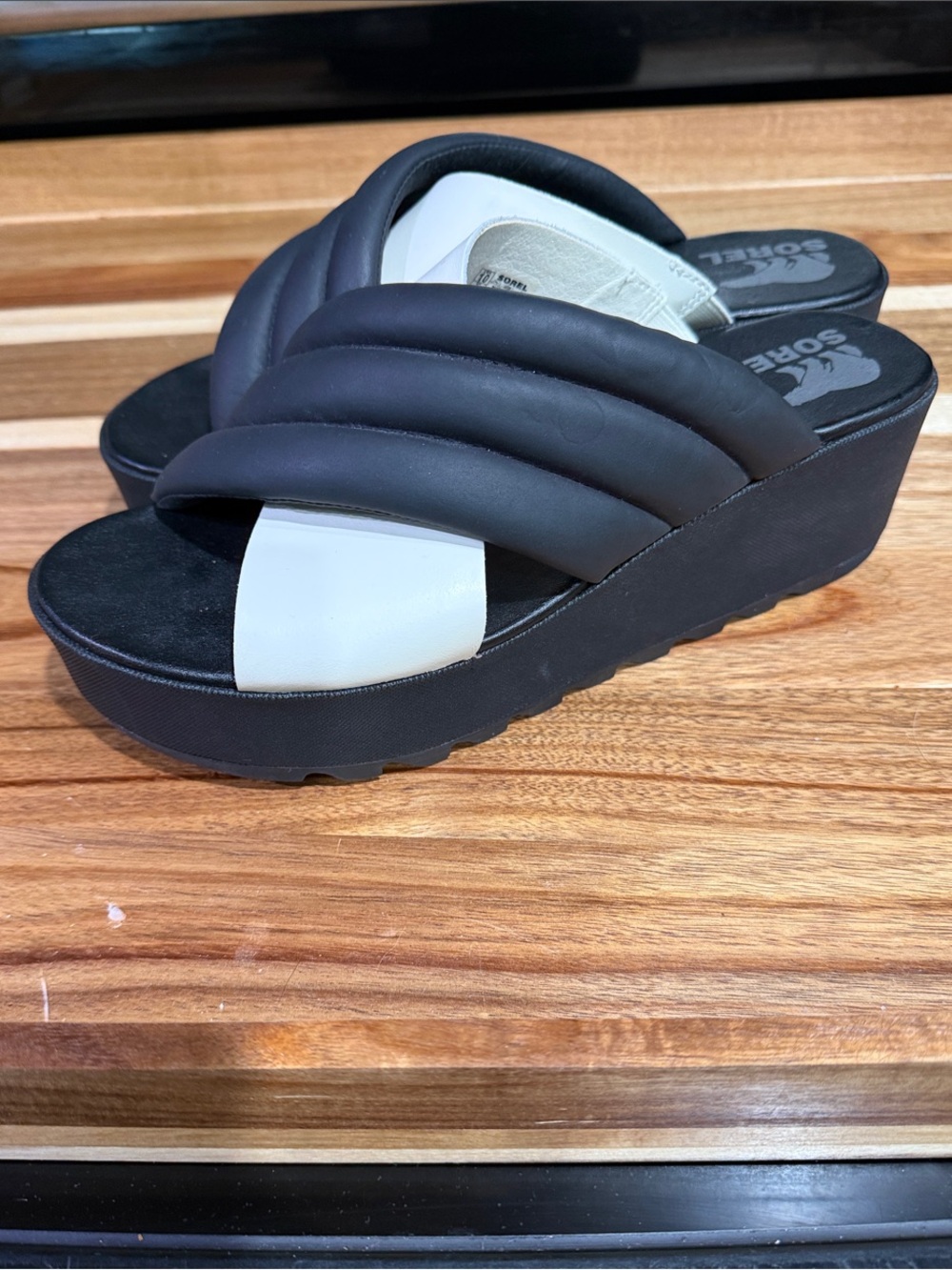 Sorel Cameron Platform Puff Black & Sea Salt Leather Sandals Size 10 US